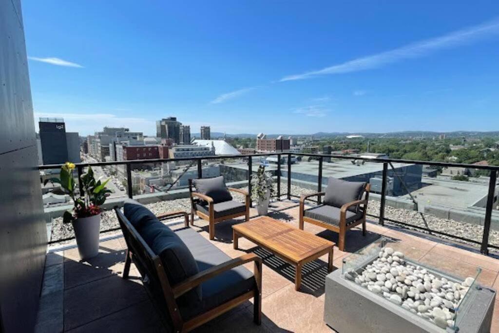 Condo Chic, Centre-Ville Piscine, Terrasse, Gym Québec Eksteriør billede