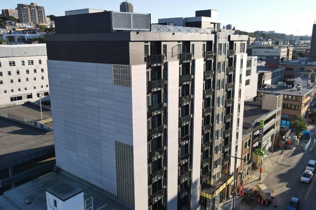 Condo Chic, Centre-Ville Piscine, Terrasse, Gym Québec Eksteriør billede